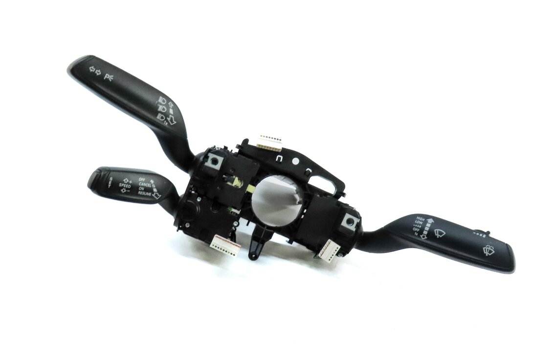 Thumbnail 1: 2015-2016 AUDI A3 S3 (8V) COLUMN BLINKER WIPER CRUISE COMBINATION SWITCH