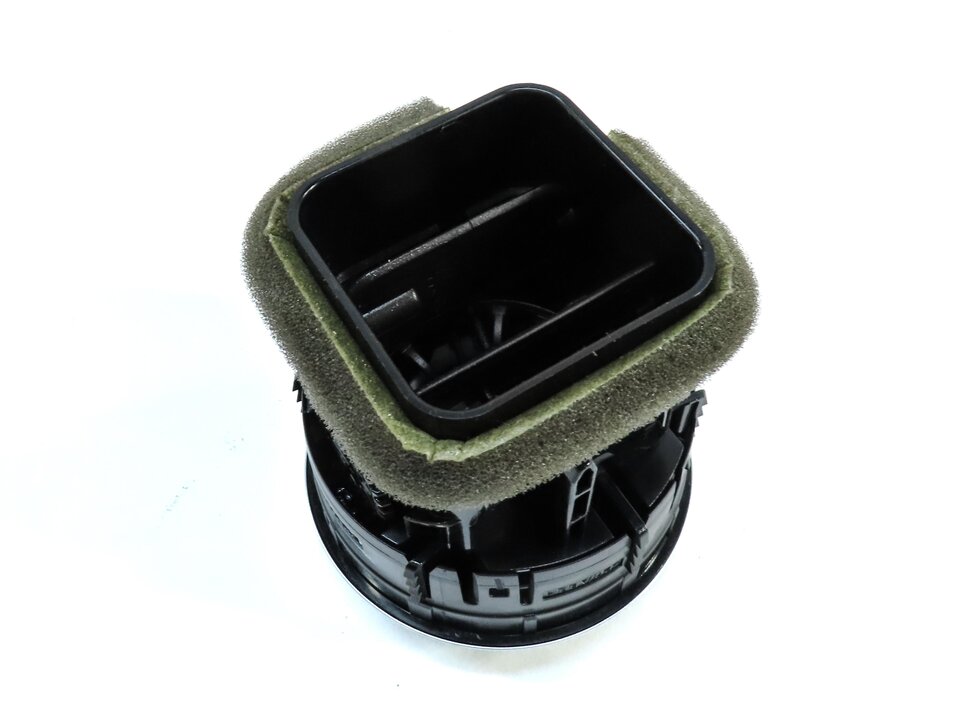 Thumbnail 4: 2015 AUDI A3 (8V) FRONT DASH DASHBOARD HVAC A/C HEATER AIR VENT (BLACK SILVER)
