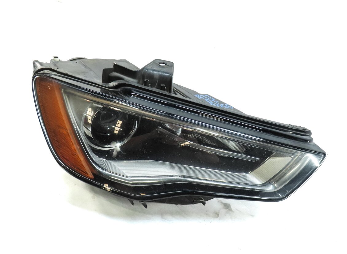 15-16 AUDI A3 (8V) RIGHT PASSENGER XENON HID HEADLIGHT LIGHT LAMP (8Q3 NON AFS)