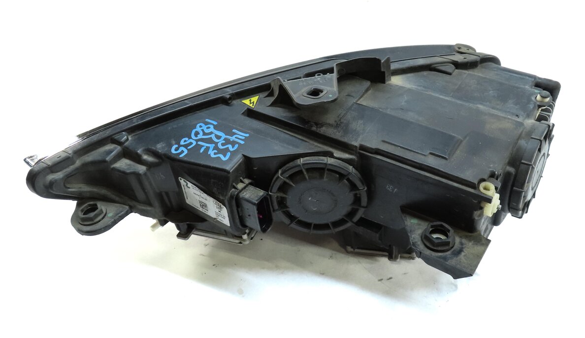 Thumbnail 5: 15-16 AUDI A3 (8V) RIGHT PASSENGER XENON HID HEADLIGHT LIGHT LAMP (8Q3 NON AFS)