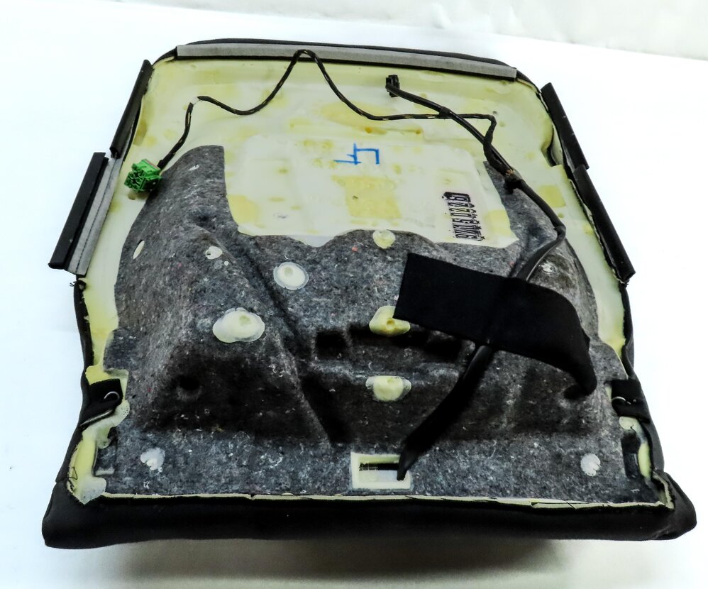 Thumbnail 7: 2015 AUDI A3 (8V) FRONT LEFT DRIVER LOWER HEATED SEAT CUSHION (BLACK FZ)