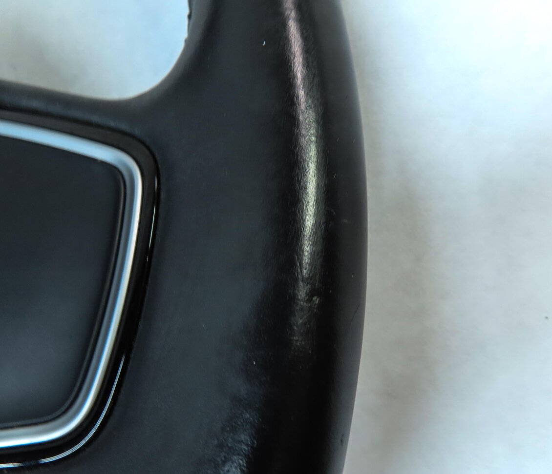 Thumbnail 7: 15-16 AUDI A3 (8V) LEFT DRIVER 3-SPOKE SPORT STEERING WHEEL w/ SWITCHES (BLACK)