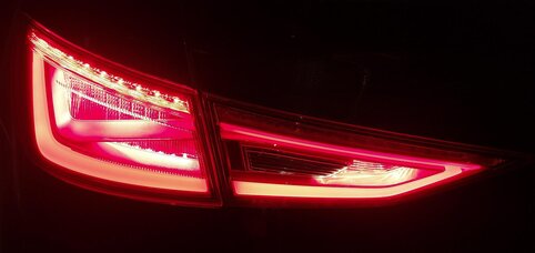 Thumbnail 2: 15-16 AUDI A3 S3 8V SEDAN CONVERTIBLE LEFT OUTER LED TAILLIGHT BRAKE LIGHT LAMP