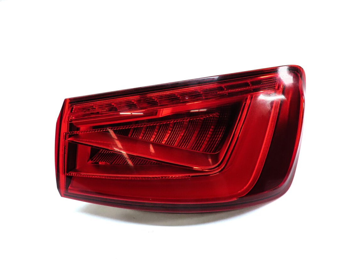 Thumbnail 3: 15-16 AUDI A3 S3 8V SEDAN CONVERTIBLE RIGHT OUTER LED TAILLIGHT BRAKE LIGHT LAMP