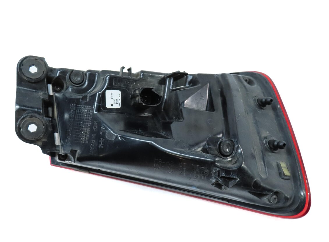 Thumbnail 5: 15-16 AUDI A3 S3 8V SEDAN CONVERTIBLE RIGHT OUTER LED TAILLIGHT BRAKE LIGHT LAMP