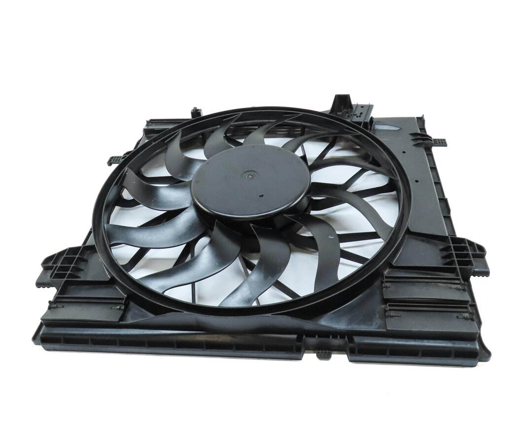 Thumbnail 2: 13-19 MERCEDES GL GLE GLS ML (W166 X166) 600w RADIATOR COOLING FAN (TOW PACKAGE)