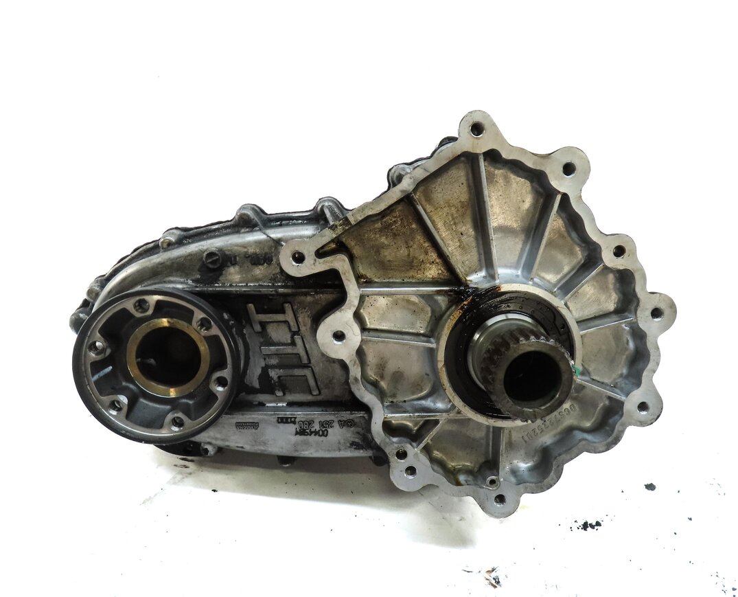 Thumbnail 4: 2012-2014 MERCEDES BENZ ML350 GL350 (W166 X166) DIESEL - FRONT TRANSFER CASE