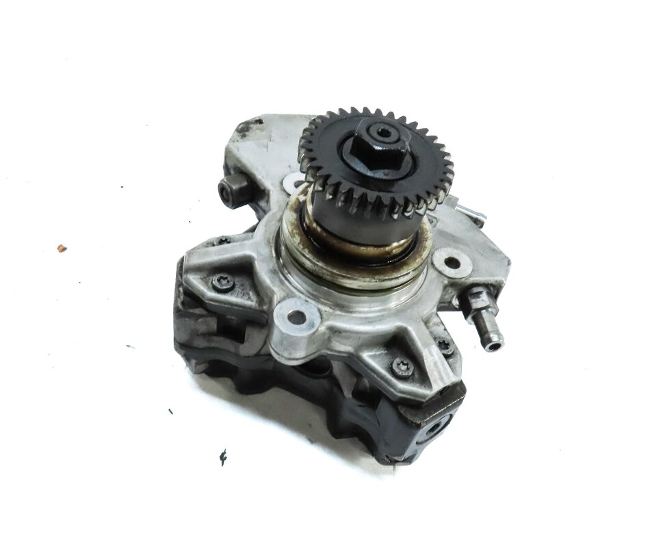 Thumbnail 1: 12-17 MERCEDES GL350 GLE350D ML350 S350 (W166 W221) DIESEL MECHANICAL FUEL PUMP