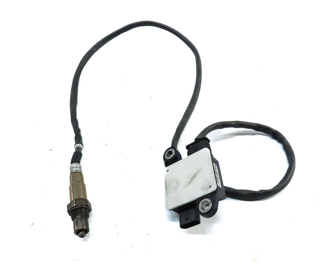 Thumbnail 2: 2013 MERCEDES ML350 (W166) 3.0L OM642 DIESEL ENGINE NOX SENSOR 0009051008