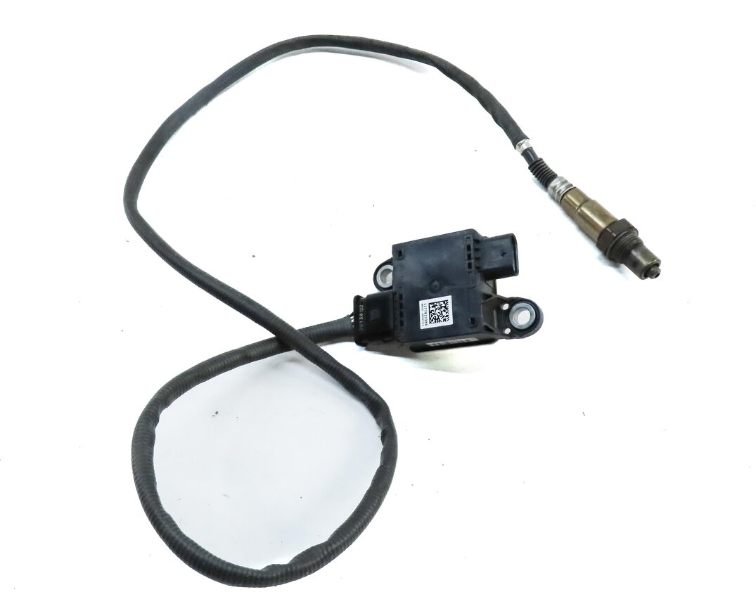 Thumbnail 4: 2013 MERCEDES ML350 (W166) 3.0L OM642 DIESEL ENGINE NOX SENSOR 0009051008