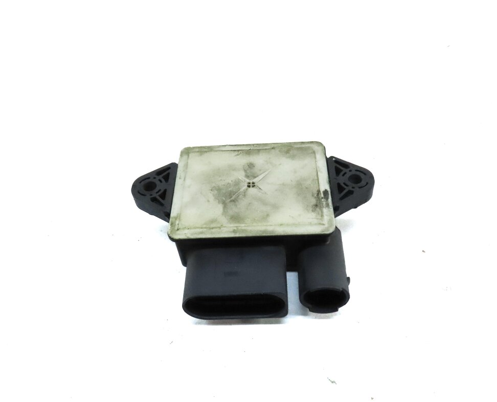 Thumbnail 2: 2013 MERCEDES ML350 (W166) 3.0L OM642 DIESEL ENGINE GLOW PLUG CONTROL MODULE