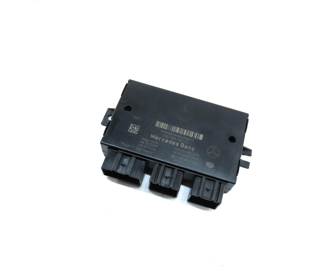 Thumbnail 1: 12-17 MERCEDES B250 G550 GL350 GL550 ML350 ML550 (W166 W246 X166) TOWING MODULE