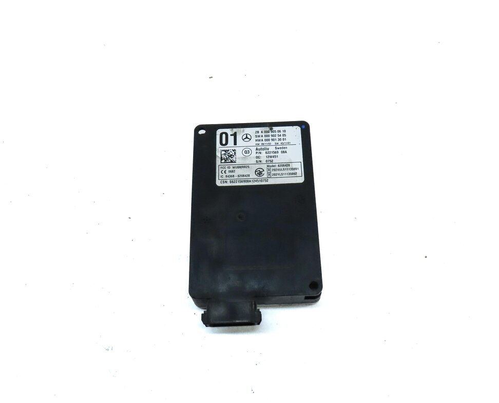 Thumbnail 2: 2013 MERCEDES ML350 (W166) REAR BLIND SPOT RADAR SENSOR MODULE 0009050610
