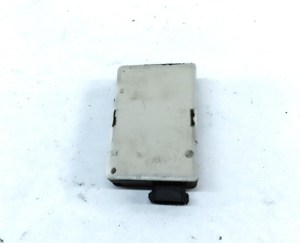Thumbnail 5: 2013 MERCEDES ML350 (W166) REAR BLIND SPOT RADAR SENSOR MODULE 0009050610