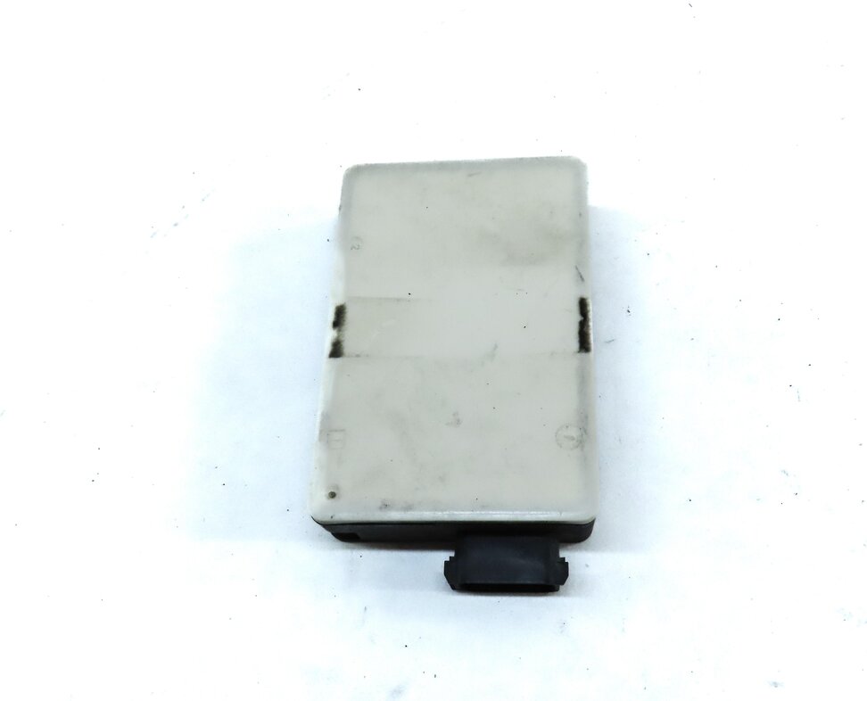 Thumbnail 5: 2013 MERCEDES ML350 (W166) REAR BLIND SPOT RADAR DISTANCE SENSOR MODULE