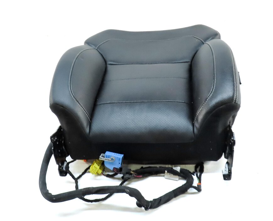 Thumbnail 2: 2013 MERCEDES ML350 (W166) FRONT LEFT DRIVER UPPER HEATED SEAT CUSHION (BLACK)