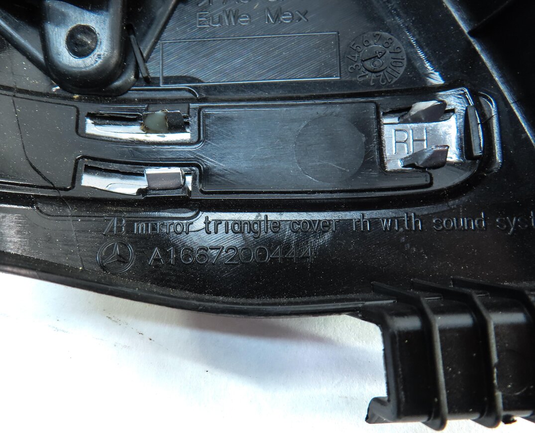 Thumbnail 7: 2013 MERCEDES ML350 (W166) FRONT RIGHT DOOR HARMAN KARDON TWEETER SPEAKER COVER