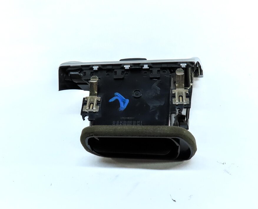 Thumbnail 4: 2013 MERCEDES ML350 (W166) FRONT RIGHT PASSENGER DASH A/C HEATER AIR VENT