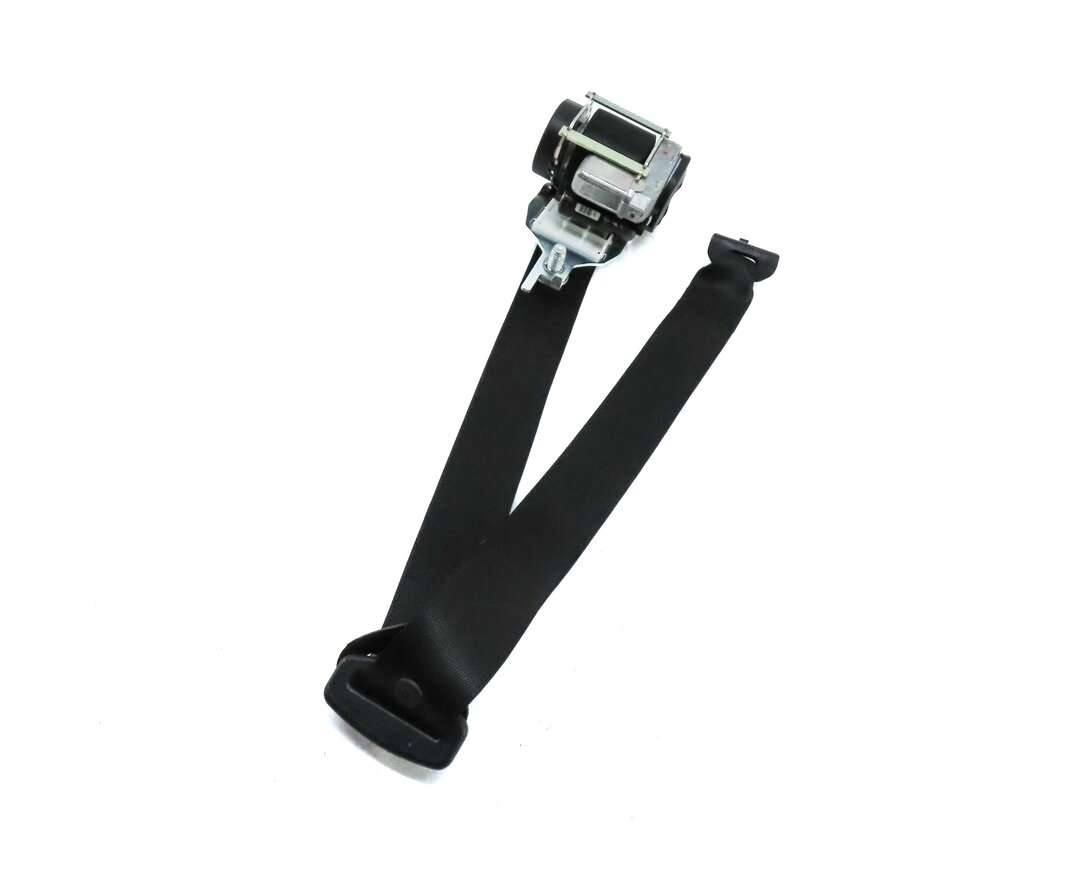 Thumbnail 1: 2013 MERCEDES ML350 (W166) REAR LEFT 2ND ROW SEATBELT RETRACTOR (BLACK)
