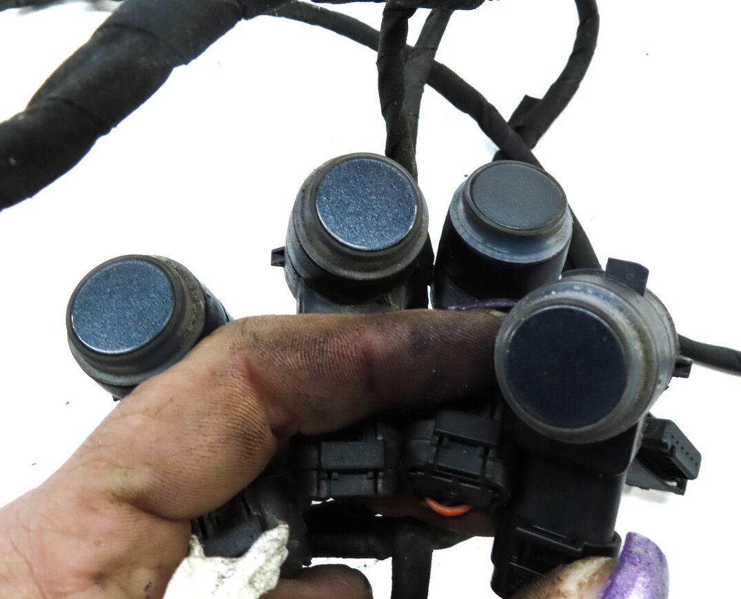 Thumbnail 5: 2013 MERCEDES ML350 W166 REAR PARK ASSIST PDC SENSOR SET4 (GREY) & WIRE HARNESS