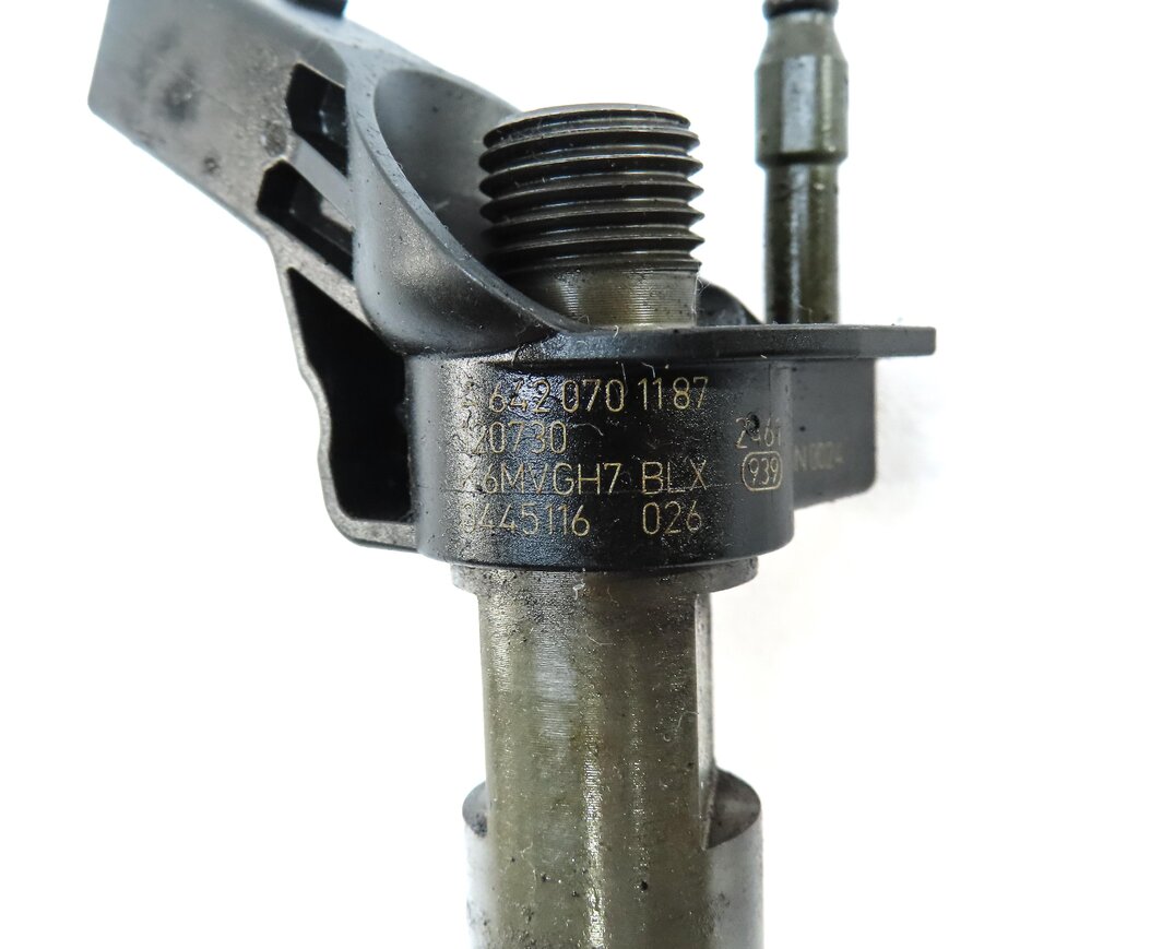 Thumbnail 5: 2012-2017 MERCEDES GL350 GLE350D GLS350D ML350 S350 - DIESEL FUEL INJECTOR