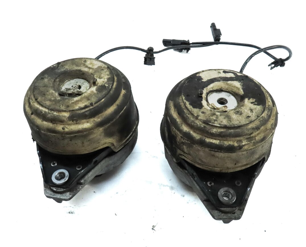 2013 MERCEDES ML350 (W166) 3.0L OM642 DIESEL ENGINE LEFT & RIGHT MOUNT SET 2