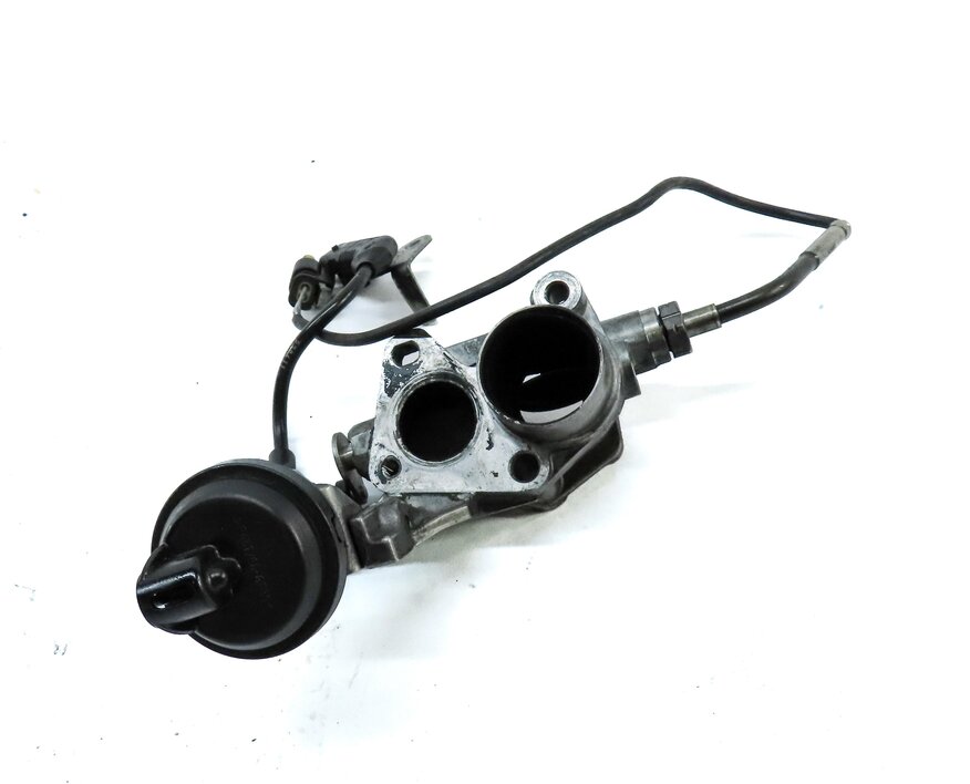 Thumbnail 2: 2013 MERCEDES ML350 (W166) 3.0L OM642 DIESEL ENGINE EGR CHANGE OVER VALVE