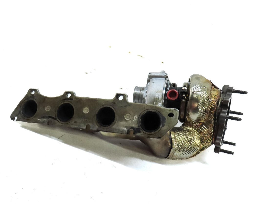 Thumbnail 3: 13-18 AUDI A8 S6 S7 S8 (D4 4H C7 4GH) 4.0L TURBO ENGINE RIGHT TURBO TURBOCHARGER