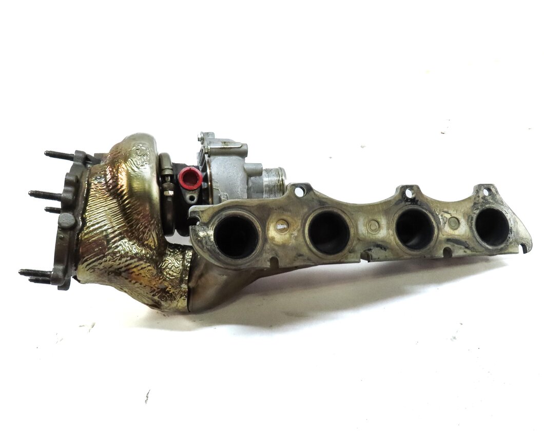 Thumbnail 2: 13-18 AUDI A8 S6 S7 S8 (D4 4H C7 4GH) 4.0L TURBO ENGINE LEFT TURBO TURBOCHARGER