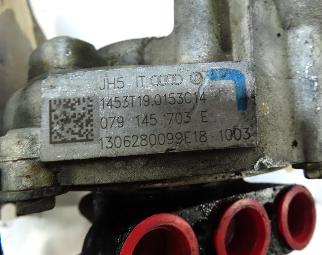 Thumbnail 9: 13-18 AUDI A8 S6 S7 S8 (D4 4H C7 4GH) 4.0L TURBO ENGINE LEFT TURBO TURBOCHARGER