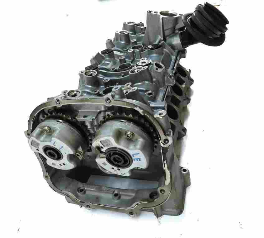 Thumbnail 6: 13-14 AUDI A8 S8 (D4 4H) 4.0L TURBO CEUA ENGINE LEFT CYLINDER HEAD & VALVE COVER