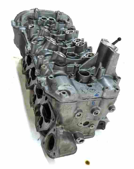 Thumbnail 5: 13-14 AUDI A8 S8 D4 4H 4.0L TURBO CEUA ENGINE RIGHT CYLINDER HEAD & VALVE COVER