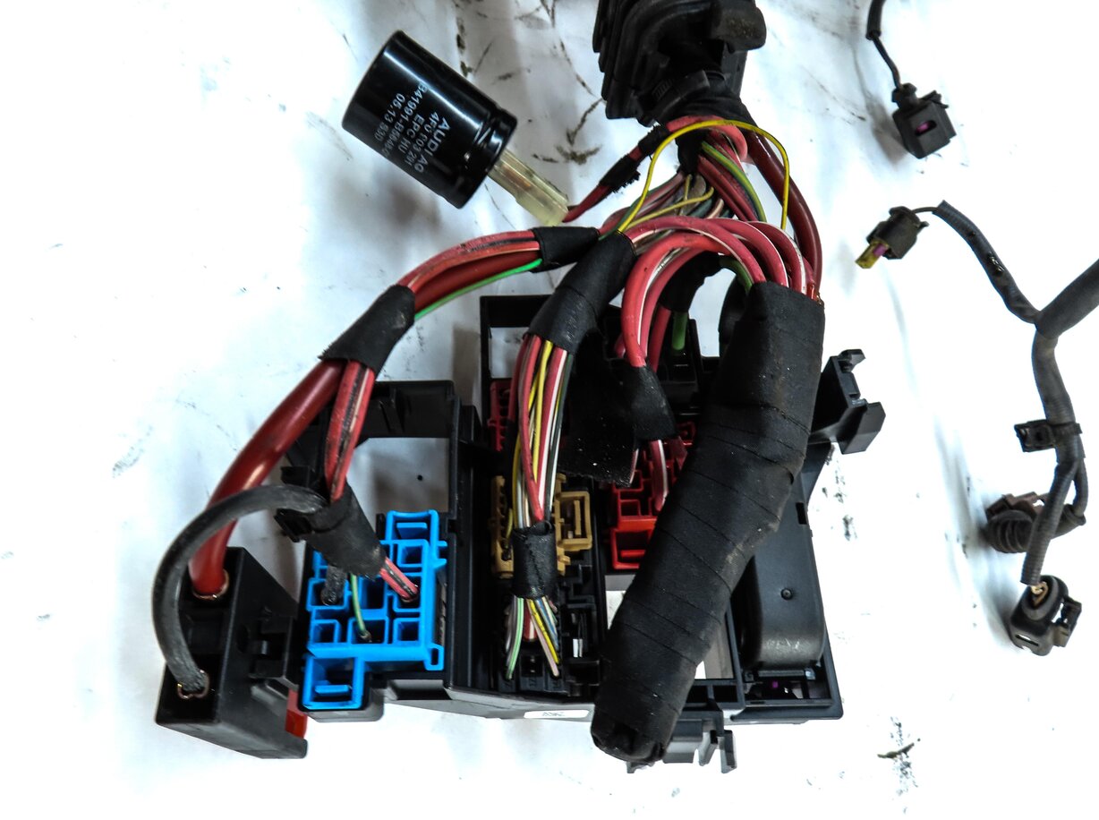 Thumbnail 4: 2014 AUDI A8 (D4 4H) 4.0L TURBO CEUA ENGINE WIRE WIRING HARNESS LOOM