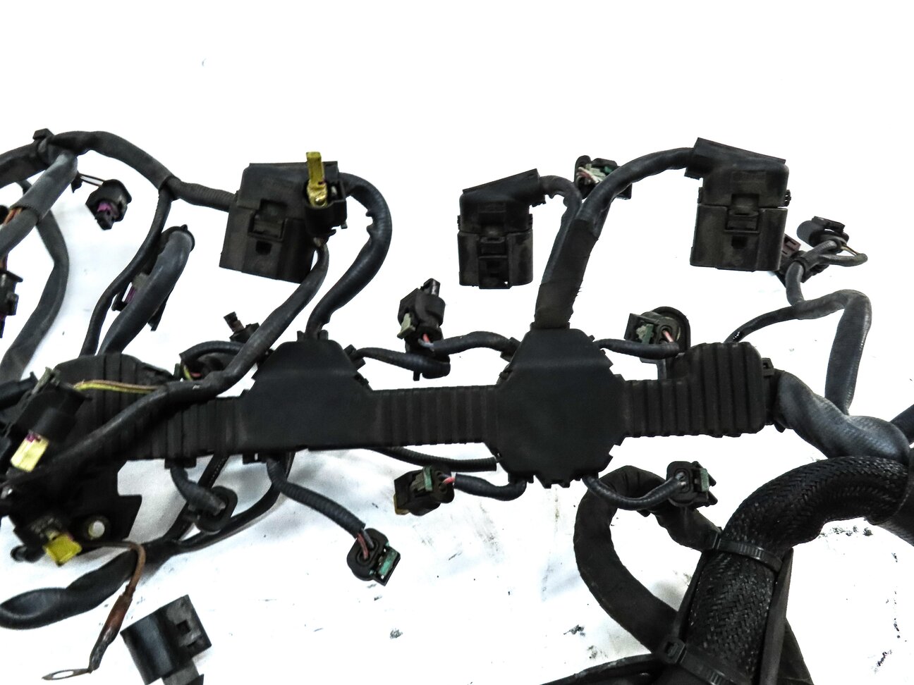 Thumbnail 8: 2014 AUDI A8 (D4 4H) 4.0L TURBO CEUA ENGINE WIRE WIRING HARNESS LOOM