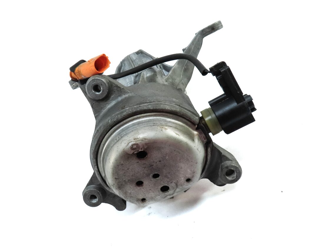 Thumbnail 3: 2014 AUDI A8 (D4 4H) 4.0L TURBO CEUA ENGINE LEFT TRANSMISSION MOUNT BRACKET