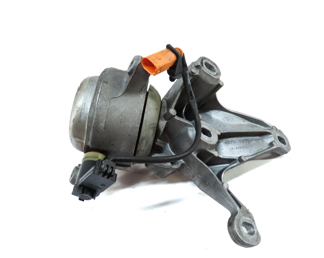 Thumbnail 4: 2014 AUDI A8 (D4 4H) 4.0L TURBO CEUA ENGINE LEFT TRANSMISSION MOUNT BRACKET