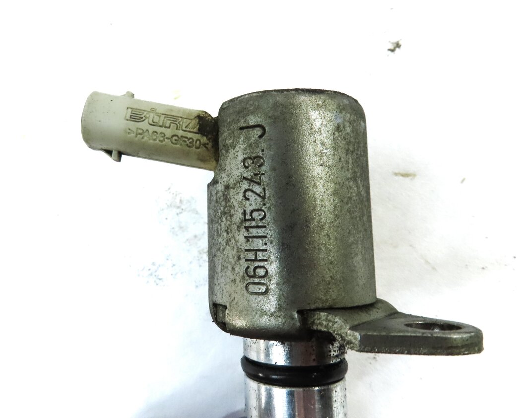 Thumbnail 5: 2014 AUDI A8 (D4 4H) 4.0L TURBO CEUA ENGINE VARIABLE VALVE TIMING VVT SOLENOID