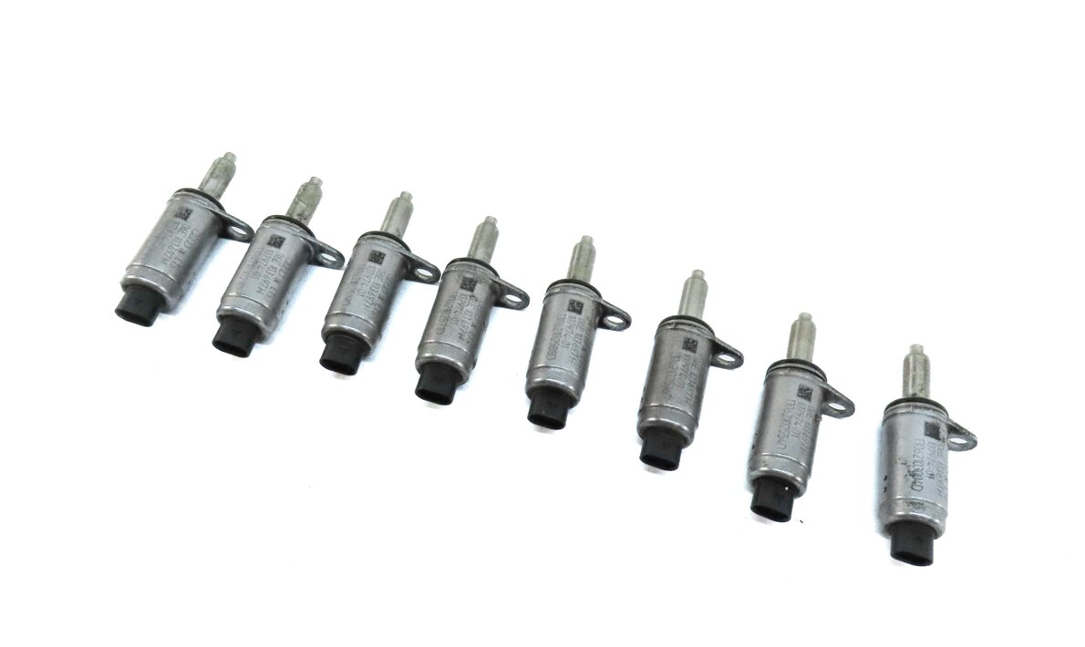 Thumbnail 1: 2014 AUDI A8 (D4 4H) 4.0L TURBO CEUA ENGINE CAMSHAFT ADJUSTMENT SOLENOID SET 8