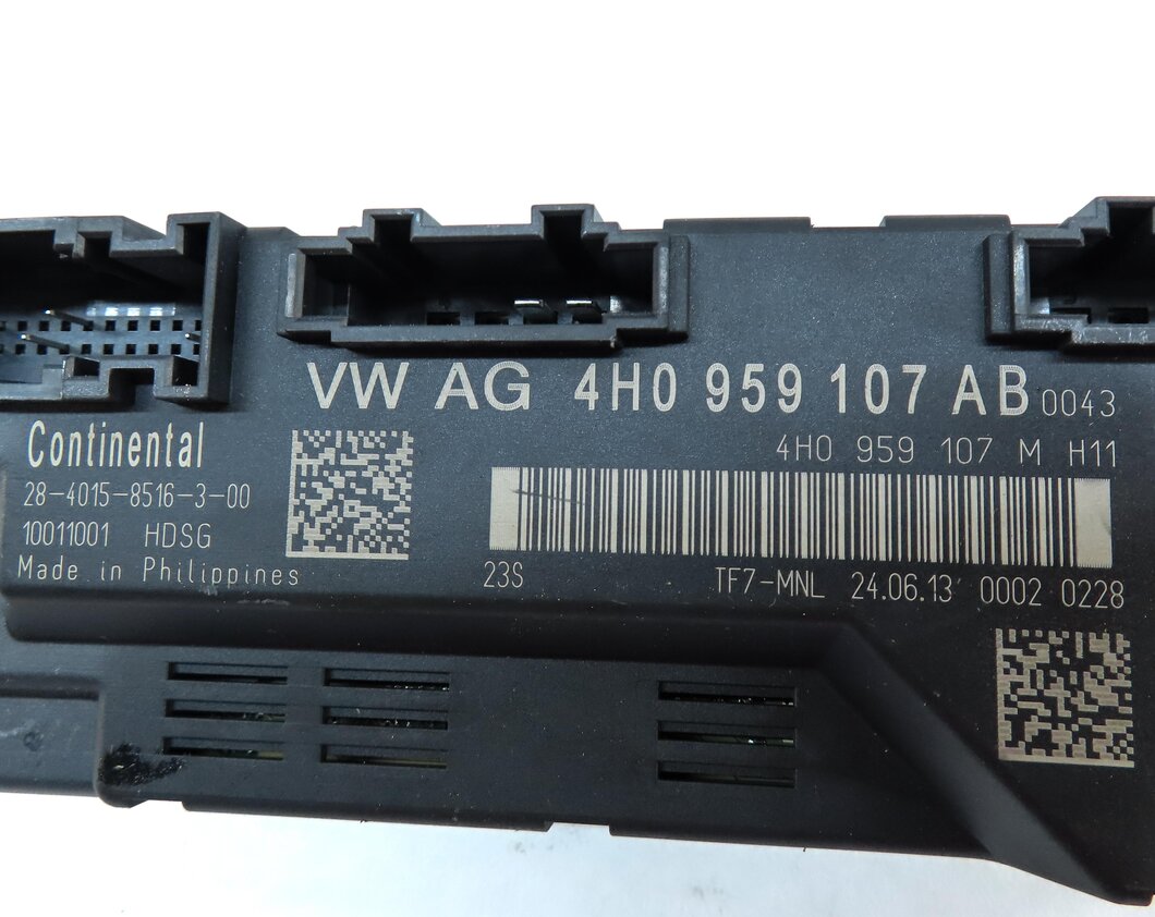 Thumbnail 4: 2014 AUDI A8 D4 4H REAR HATCH LIFTGATE TRUNK CONTROL MODULE 4H0959107AB