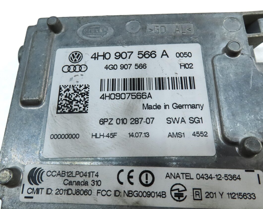 Thumbnail 4: 2014 AUDI A8 (D4 4H) LANE DEPARTURE RADAR DISTANCE SENSOR MODULE (MASTER)