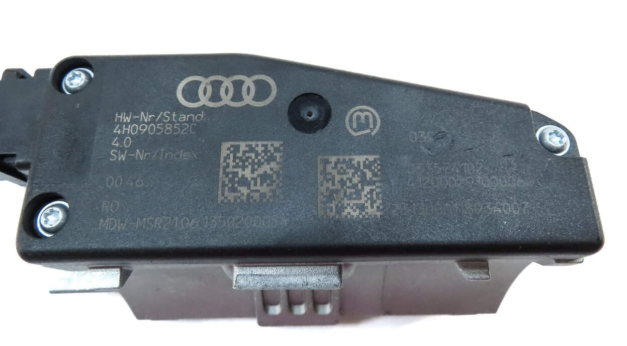 Thumbnail 11: 2014 AUDI A8 D4 4H SPEEDOMETER GATEWAY BODY ENGINE MODULE & KEY IMMOBILIZER SET