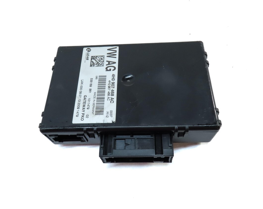 Thumbnail 6: 2014 AUDI A8 D4 4H SPEEDOMETER GATEWAY BODY ENGINE MODULE & KEY IMMOBILIZER SET