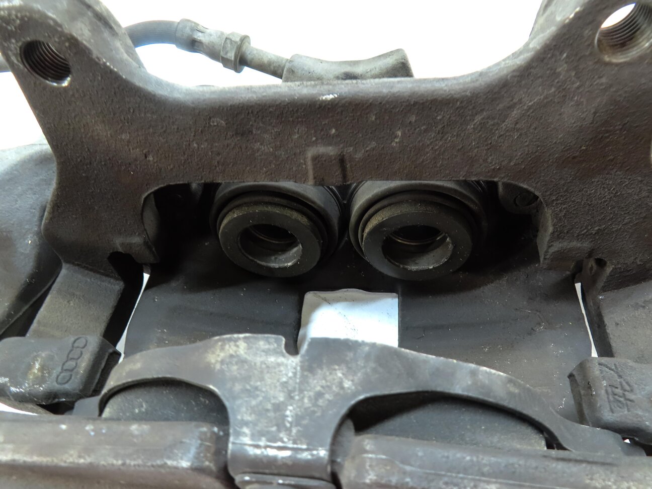 Thumbnail 8: 2011-2018 AUDI A8 (D4 4H) FRONT LEFT & RIGHT BRAKE CALIPER SET (14.96" ROTOR)
