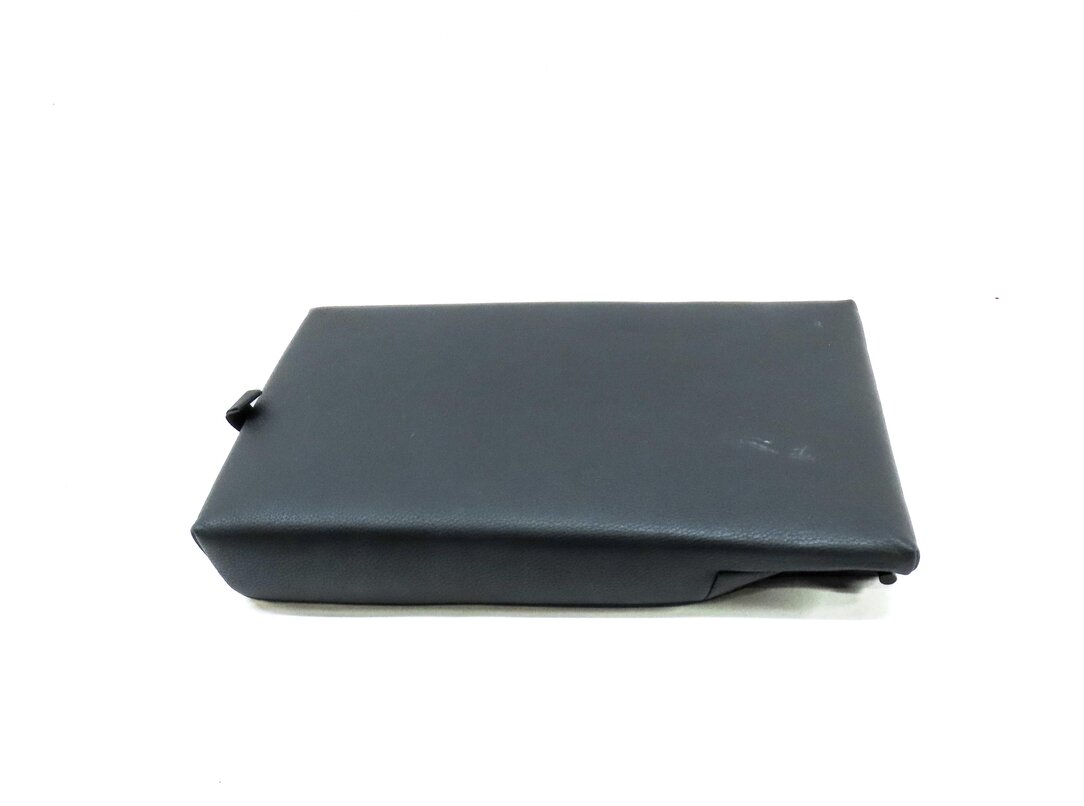 Thumbnail 4: 14-20 BMW 3 4 (F30 F32) REAR SEAT FOLD DOWN CUPHOLDER ARMREST (BLACK LEATHER)