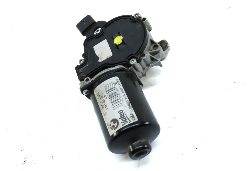 Thumbnail 3: 2012-2019 BMW 3 / 4 SERIES (F30 F31 F32 F33 F34) FRONT WINDSHIELD WIPER MOTOR