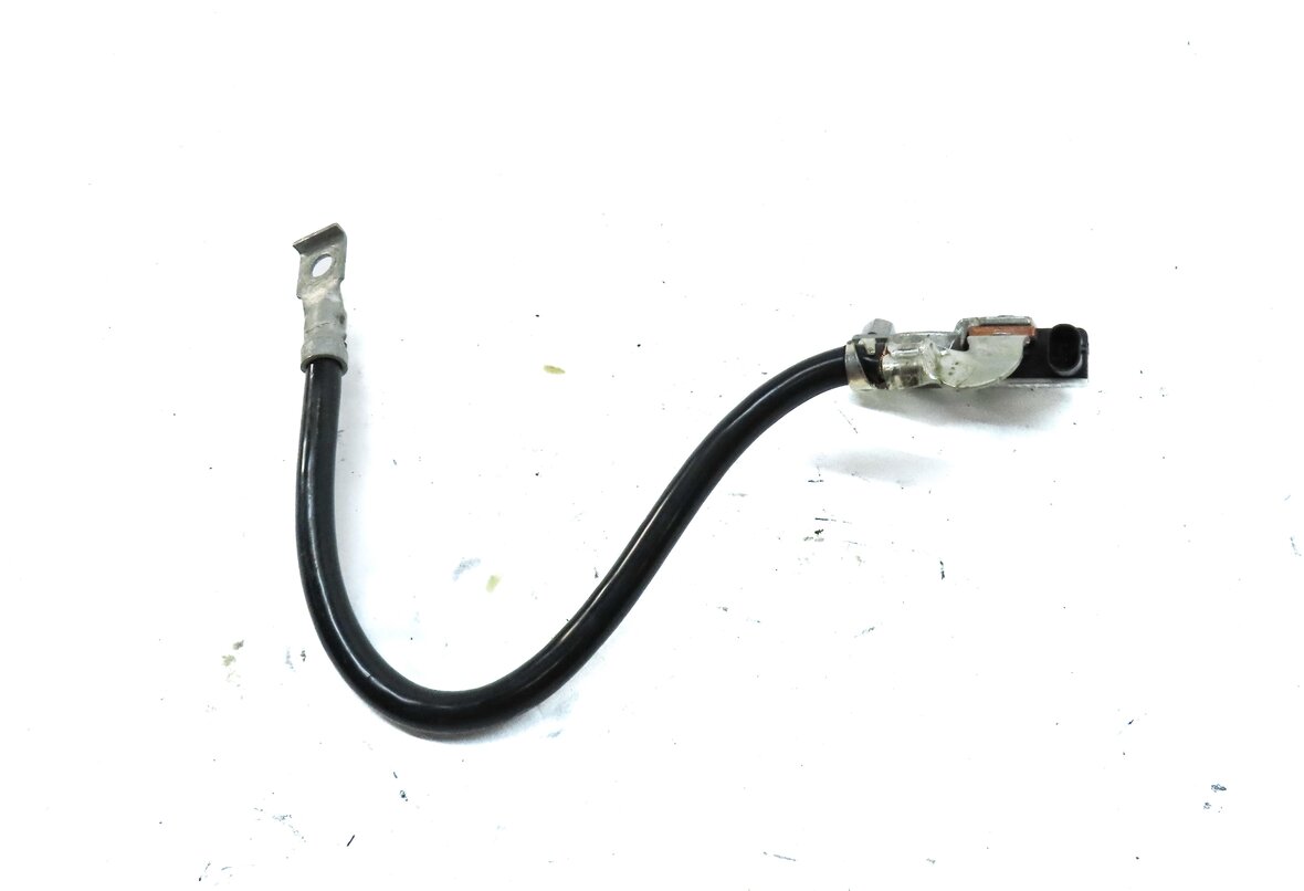 Thumbnail 4: 2016 BMW 428i GRAN COUPE (F36) NEGATIVE BATTERY CABLE w/ INTELLIGENT IBS MODULE
