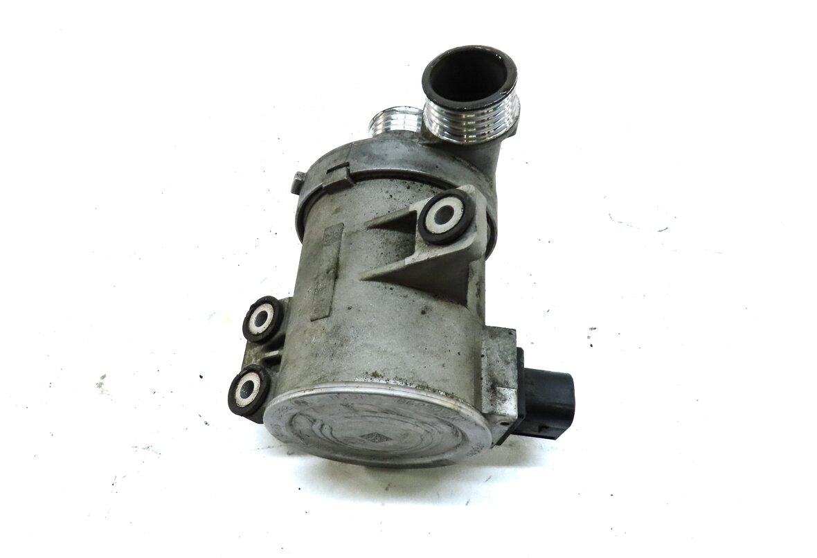 Thumbnail 5: 12-18 328i 428i 528i X3 X5 Z4 (F30 F32 F10 E84 F15 F25) 2.0L ELECTRIC WATER PUMP
