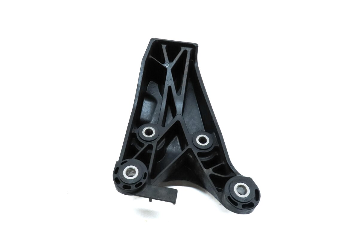 Thumbnail 5: 2016 BMW 428i GRAN COUPE F36 2.0L TURBO N26 LEFT RIGHT ENGINE MOUNT BRACKET SET2