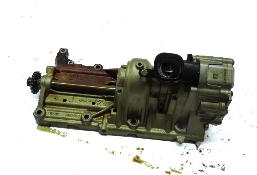 Thumbnail 2: 2016 BMW 428i GRAN COUPE (F36) 2.0L TURBO N26 ENGINE OIL PUMP 11277625449
