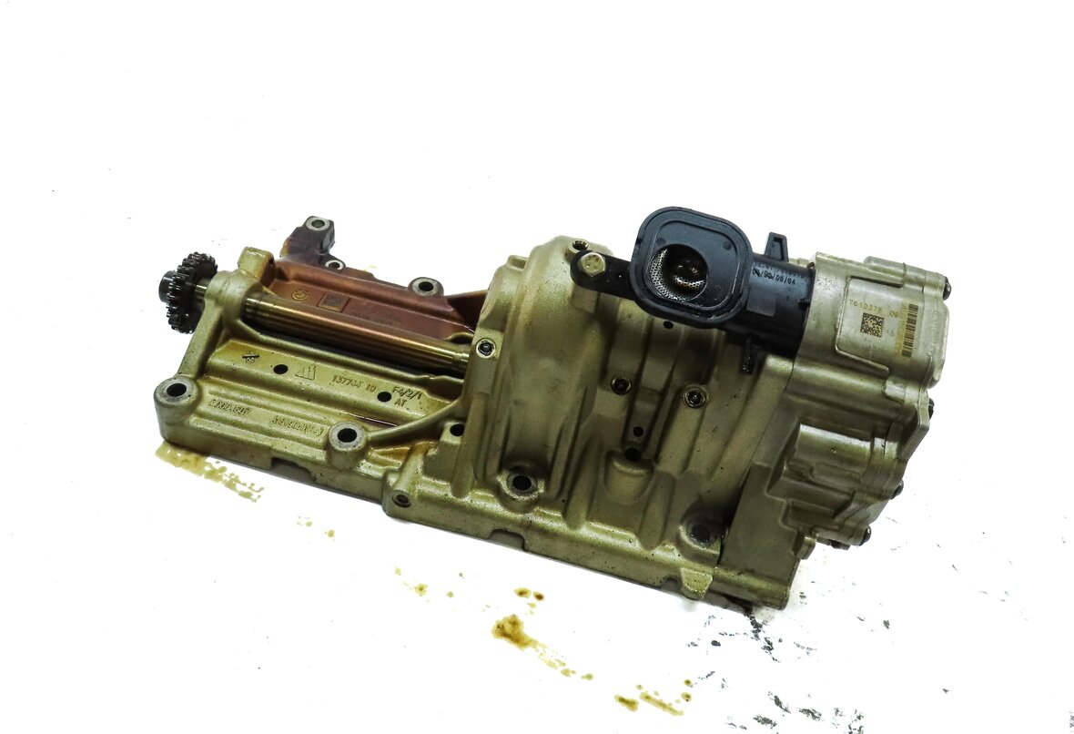 Thumbnail 3: 2016 BMW 428i GRAN COUPE (F36) 2.0L TURBO N26 ENGINE OIL PUMP 11277625449